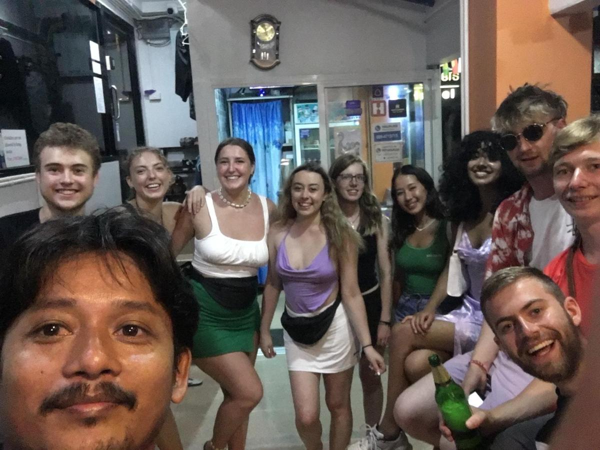 Voyagers Hostel Islas Phi Phi Exterior foto