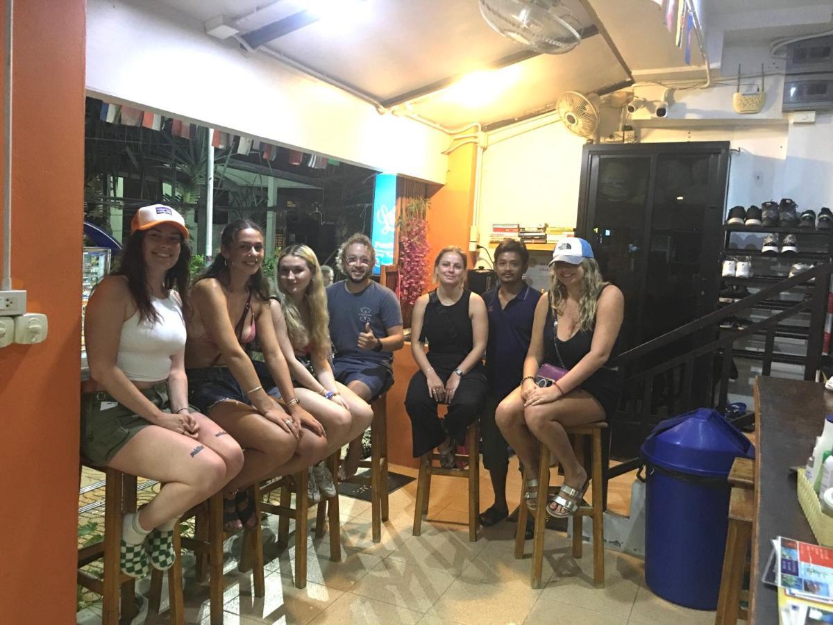 Voyagers Hostel Islas Phi Phi Exterior foto